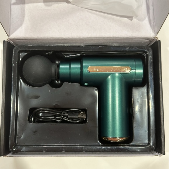 Rechargeable massage gun in box - Picture 5 of 5